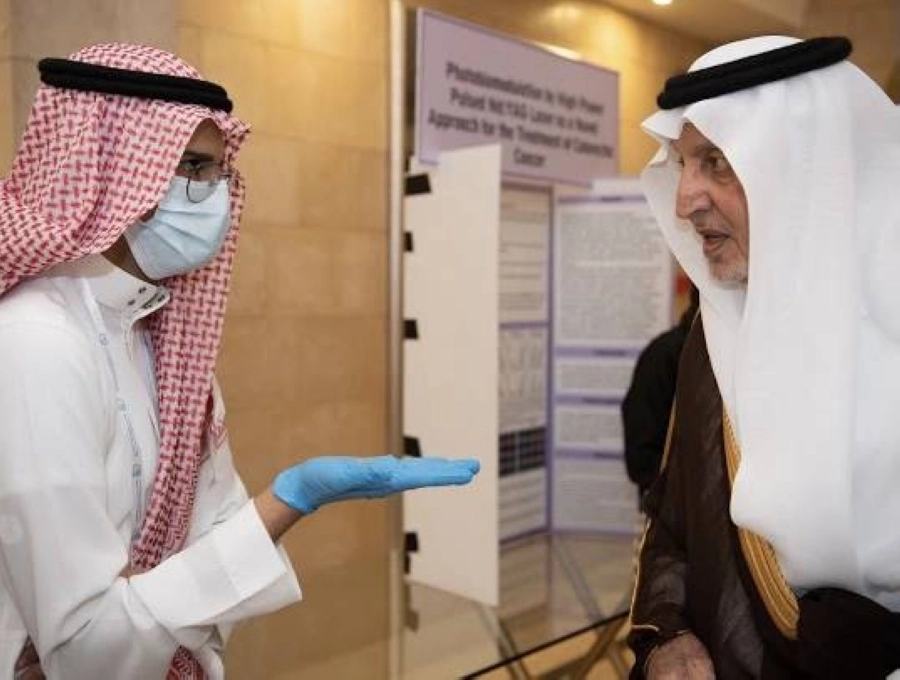 خالد الفيصل يتوج الفائزين والفائزات لمعرض إبداع للعلوم والهندسة ابداع"2021"