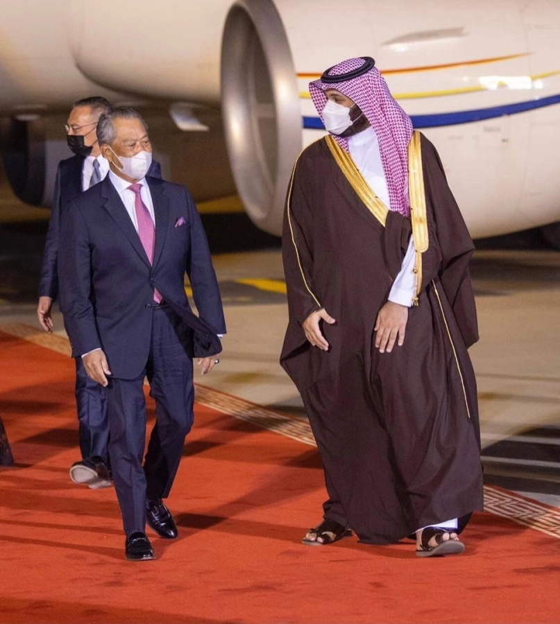 رئيس وزراء ماليزيا يصل الرياض (واس)