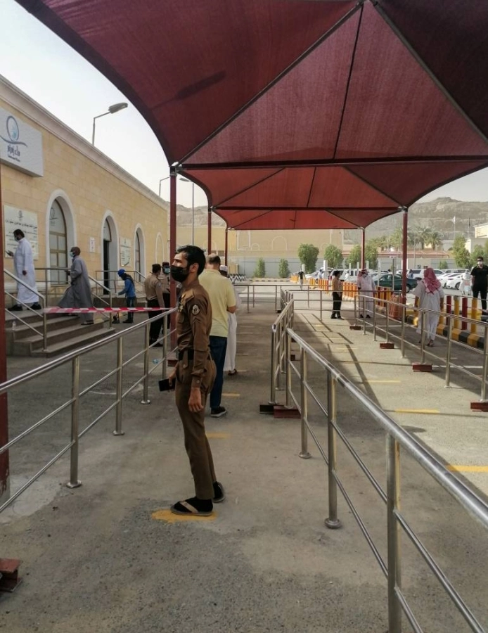 إفتتاح مصنع زمزم وتنظيم عملية البيع (أنس الحارثي) 