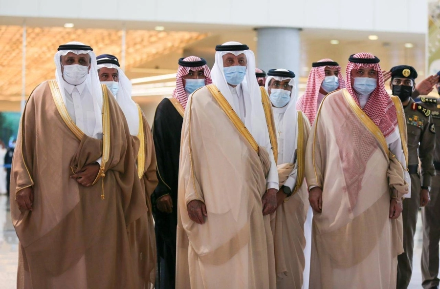 خالد الفيصل خلال رعايته حفل إعادة تشغيل رحلات قطار الحرمين (ياسر بخش)