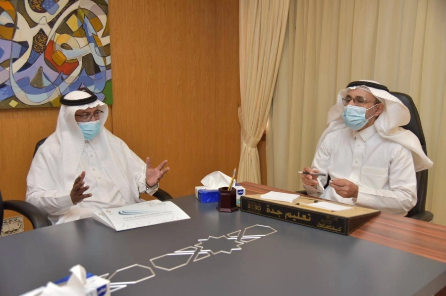 مدير تعليم جدة يُدشن معرضا افتراضيا لأعمال الطلاب الموهوبين فنياً