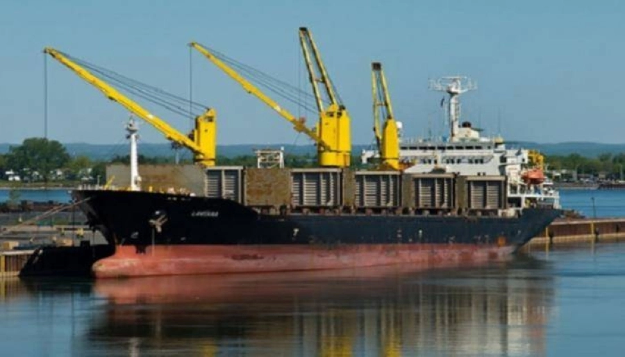 الباخرة الإيرانية التي جرى استهدافها                     (مكة)