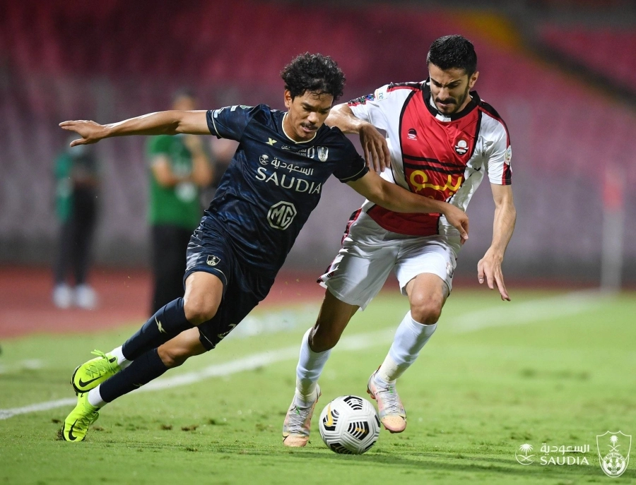 






الأهلي والرائد أمس الأول    (إعلامي الأهلي)