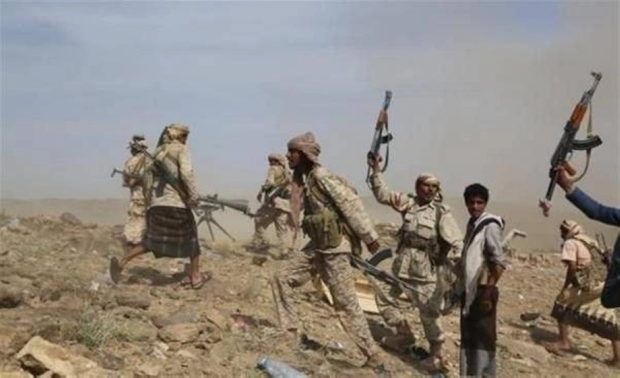 أفراد من الجيش اليمني بجبهة المشجح بمأرب  (مكة)