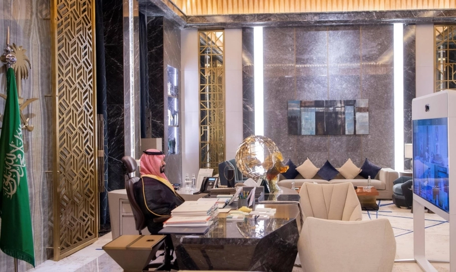 






الأمير محمد بن سلمان خلال جلسة المجلس