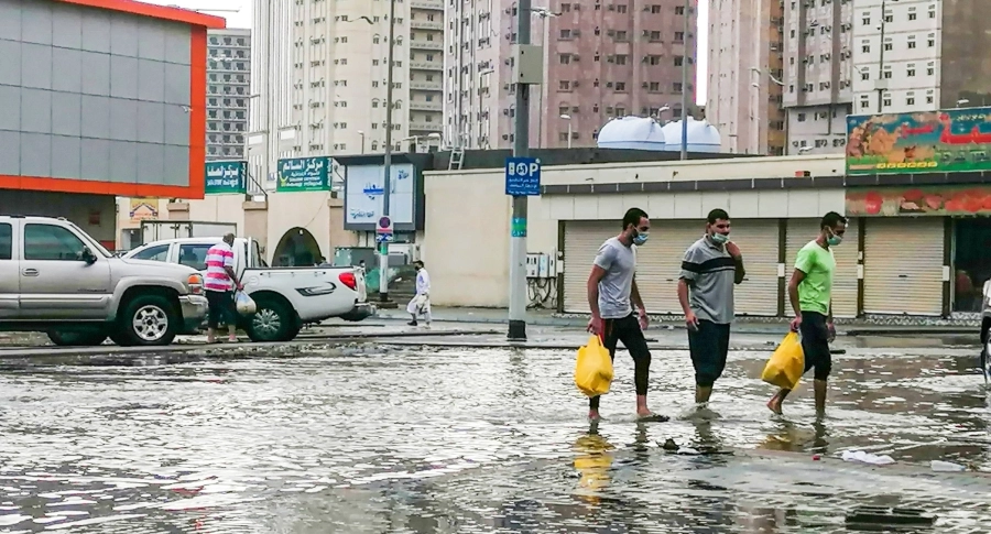 من أمطار العاصمة المقدسة (أنس الحارثي)