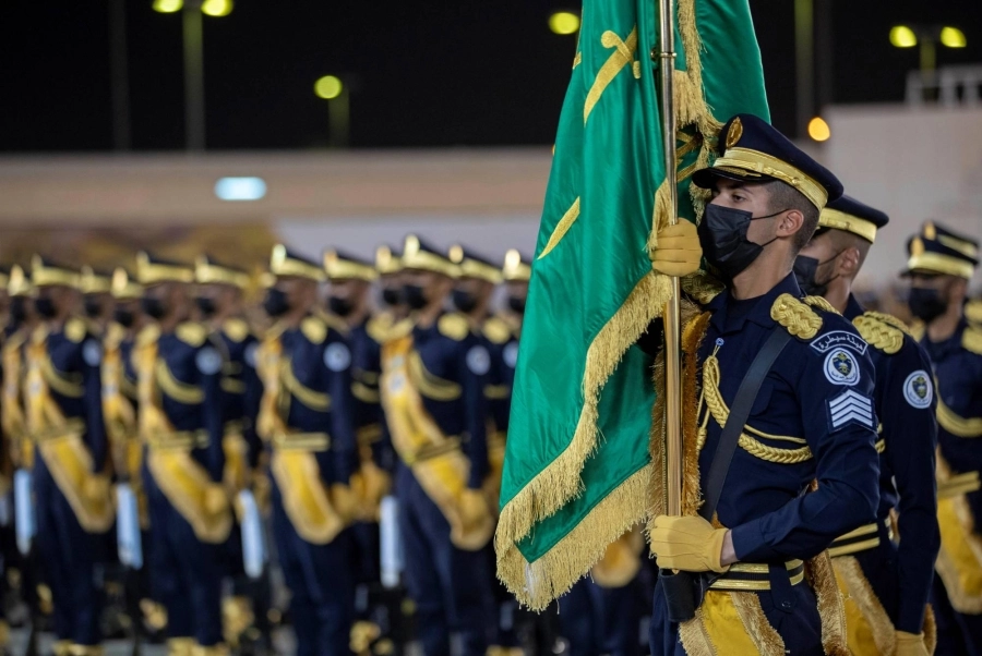 من العرض العسكري للخريجين (مكة)