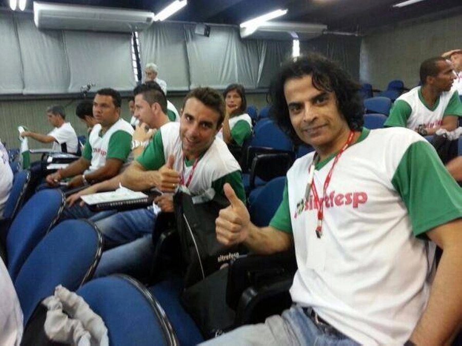 






صالح السلومي (يمين)                                       (مكة)