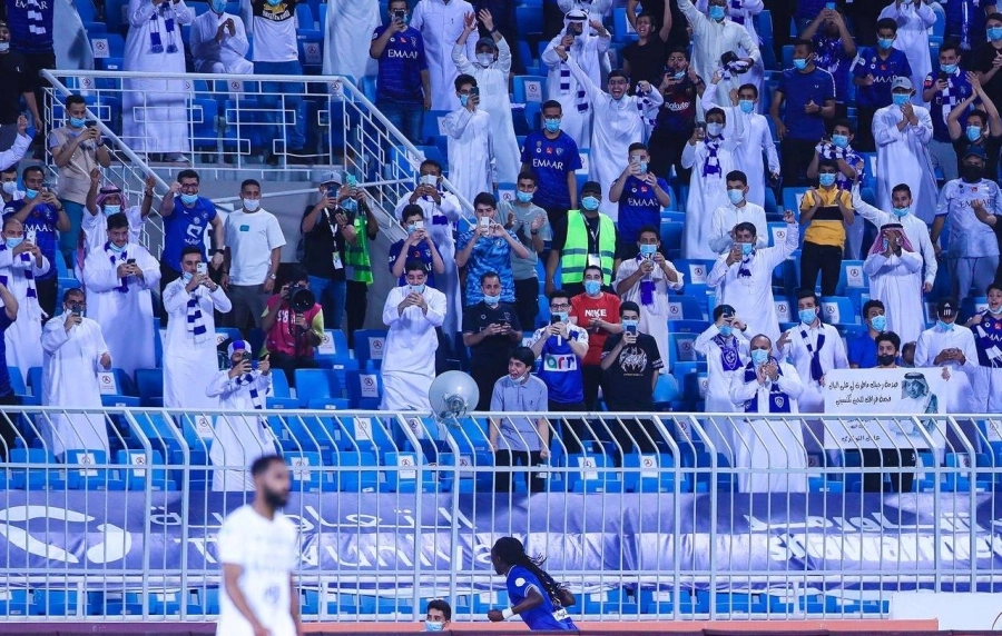 






جمهور آزر الهلال أمس