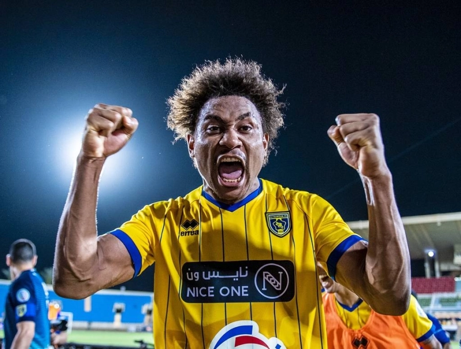 ليندر تاوامبا   (مكة)