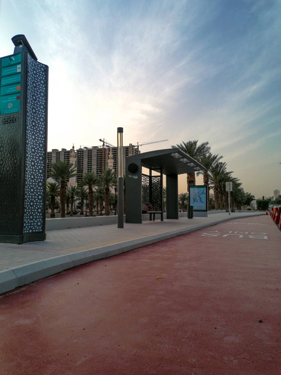 النموذج الحي لمواقف حافلات مكة (أنس الحارثي) 