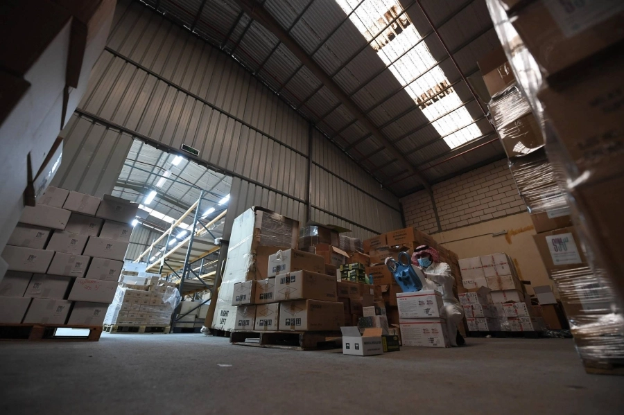 أجهزة طبية مستعملة ضبطت داخل المستودع (مكة) 