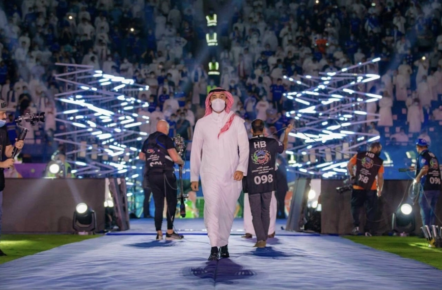 وزير الرياضة يتوج الهلال بلقب دوري كأس الأمير محمد بن سلمان للمحترفين (واس)