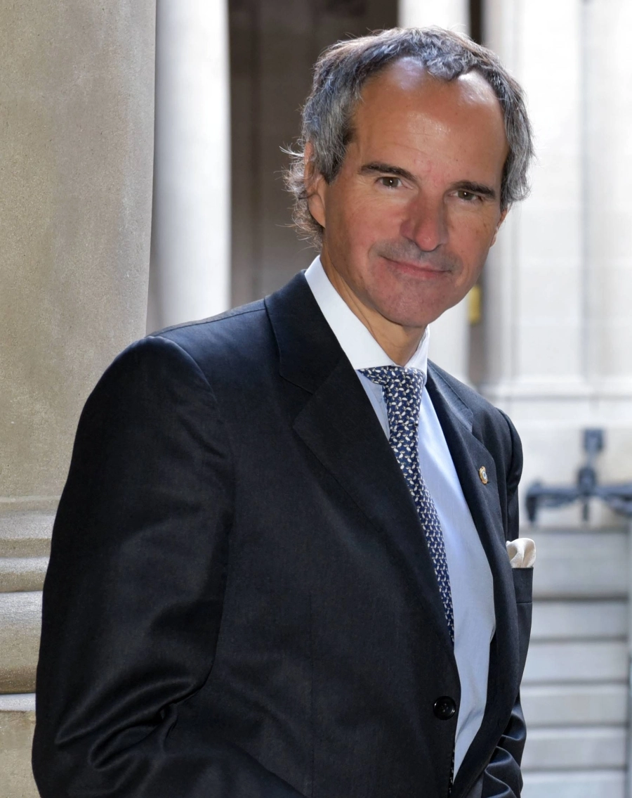 الأرجنتيني رافاييل جروسي