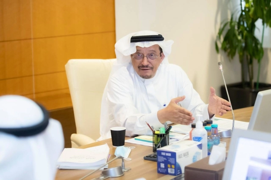 حمد آل الشيخ خلال لقائه رؤساء تحرير الصحف (مكة)