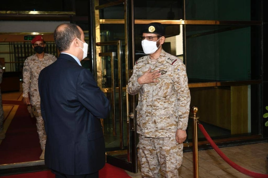 D9FBEA56-4A5E-4DD4-BB95-44456874637B