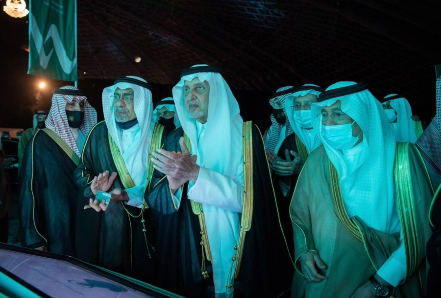 تدشين حافلات مكة