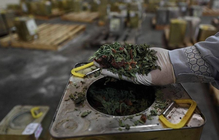 ضبط أكثر من 106 أطنان من منتجات الأغذية المخالفة بمنطقة الرياض خلال الربع الثاني من عام 2021 (الغذاء والدواء)