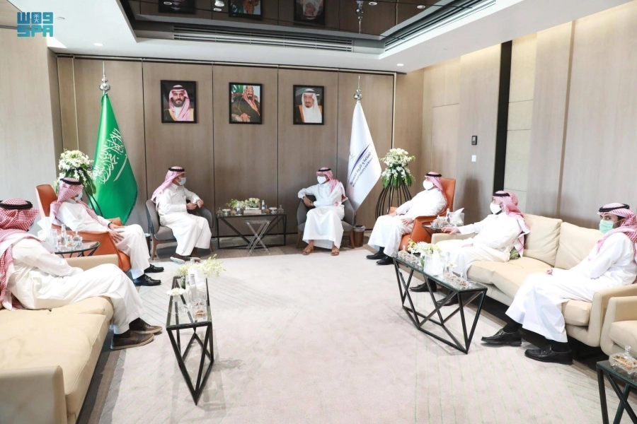 






خلال اللقاء                                                              (مكة)