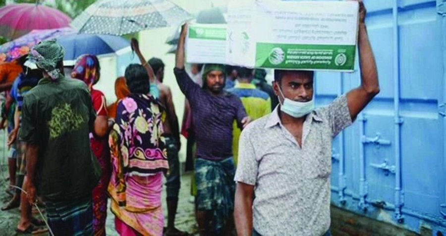 سلال غذائية سعودية لمسلمي الروهينجا (واس)