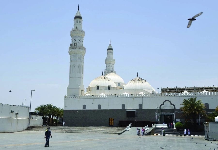مسجد قباء بعد فتحه على مدار اليوم (مكة)