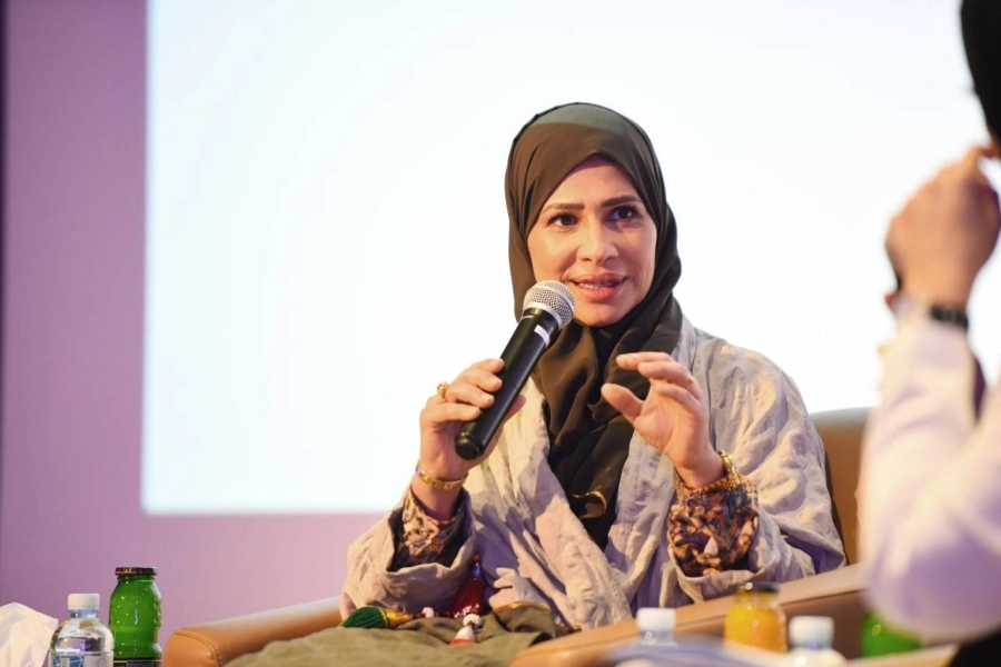 أحد المتحدثين