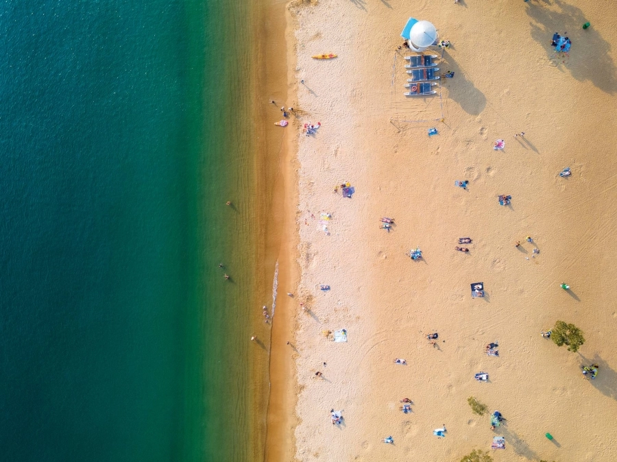 4. Sightseeing - Repulse Bay Beach