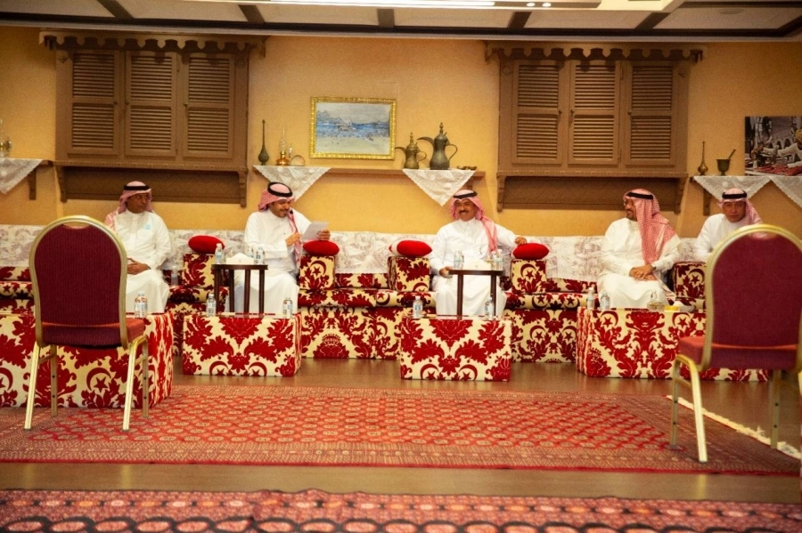 دشن رئيس اتحاد الغرف السعودية رئيس مجلس إدارة غرفة الرياض عجلان العجلان مساء أمس (الاثنين) مركز مكة للتحكيم التجاري بغرفة مكة المكرمة