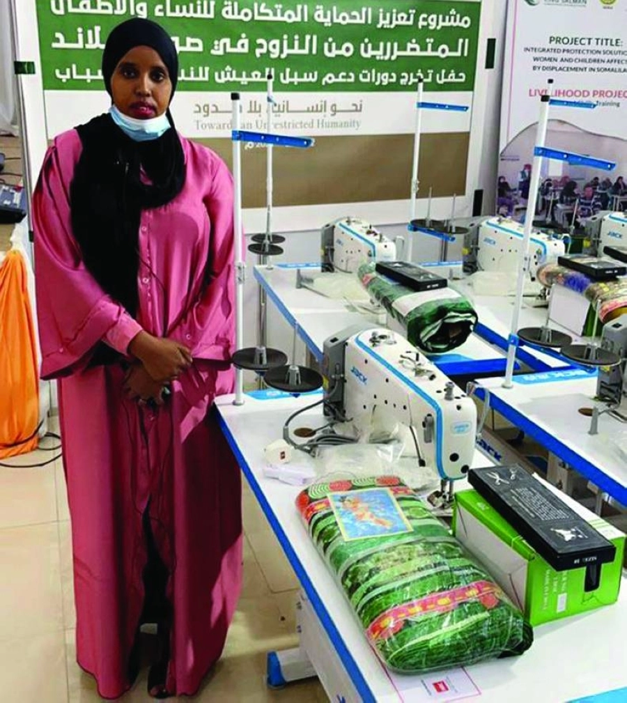 احدى الصوماليات المستفيدات من الدورات (واس)