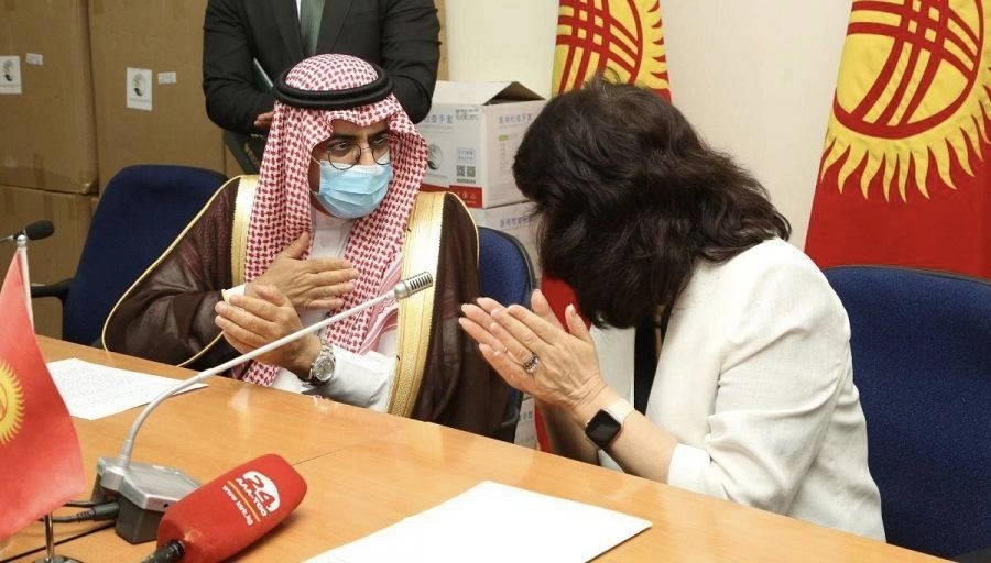 وصول مساعدات طبية لمكافحة فيروس كورونا إلى الجمهورية القرغيزية (واس)