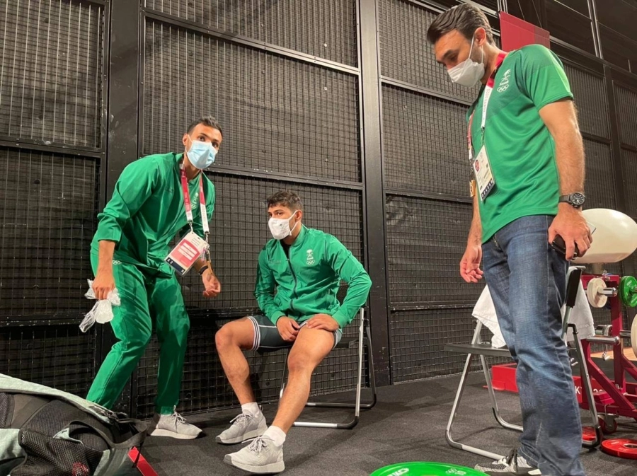 عبدالعزيز بن تركي يقف على إصابة اللاعب   (مكة)