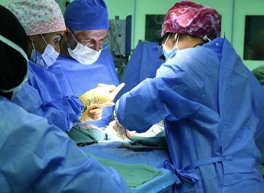 نجاح عملية فصل التوأم الطفيلي اليمني (واس)