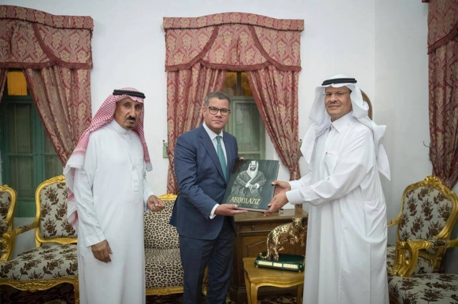 جانب من التكريم