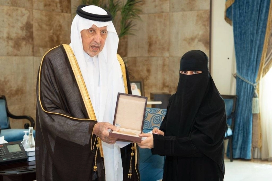 خالد الفيصل خلال التكريم                                                           (مكة)