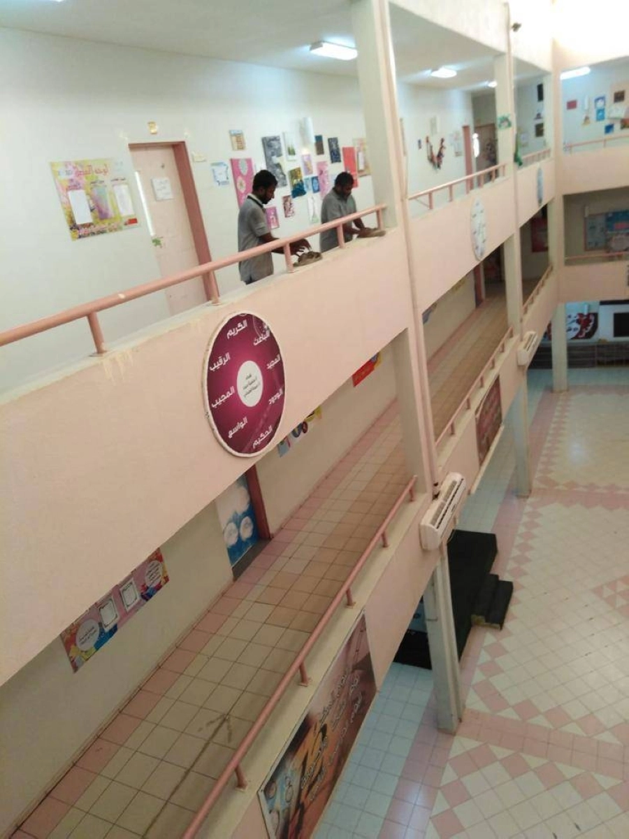 جانب من المدرسة