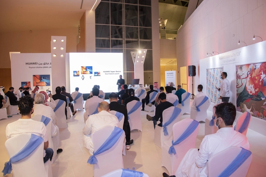 لقطات من عرض المنتجات الجديدة من هواوي