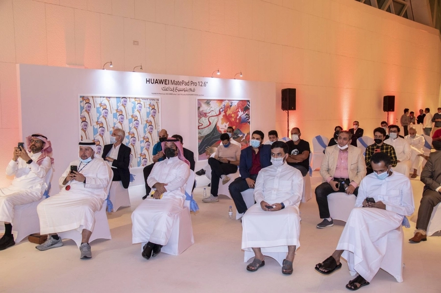 لقطات من جانب فعالية هواوي لإطلاق الأجهزة الجديدة