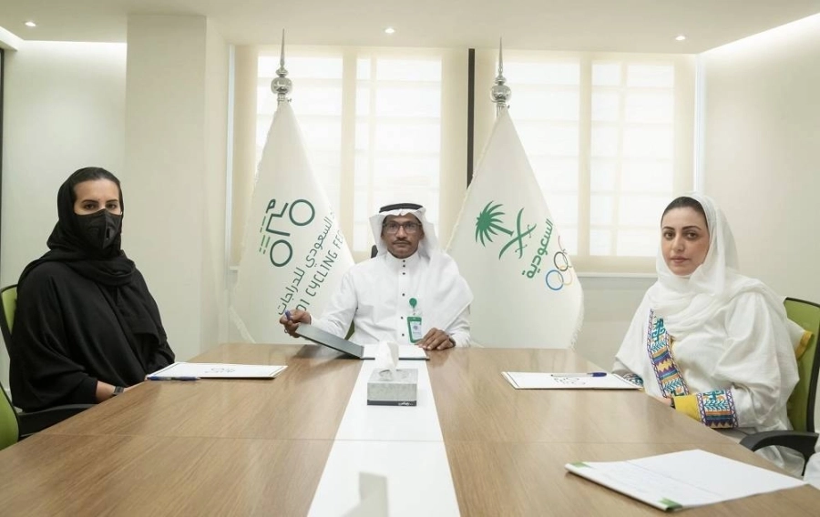 الاتحادان السعودي والآسيوي للدراجات يوقّعان مذكّرة تفاهم لتعزيز تعاونهما في تطوير اللعبة