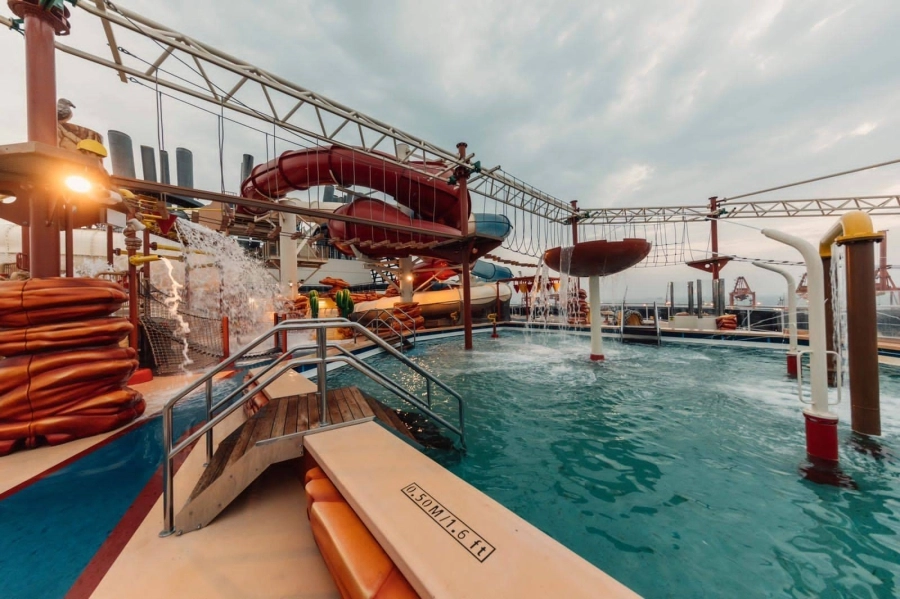 من رحلات الكروز في صيف السعودية