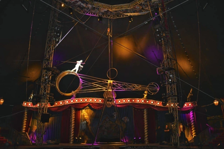 "السيرك الإيطالي" يستقبل زوار "صيف السعودية" في الباحة