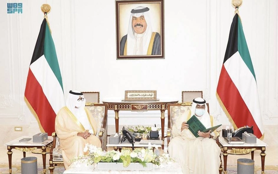ولي العهد يبعث رسالة خطية لولي عهد دولة الكويت (واس)