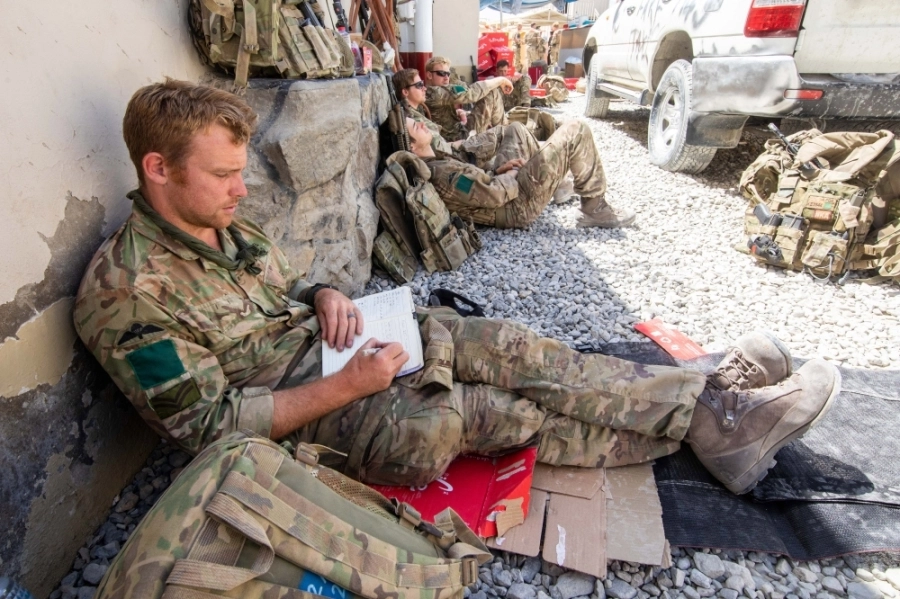 






قوات دولية تشارك في الإجلاء من كابول       (د ب أ)