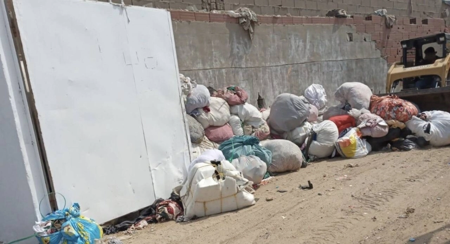 إتلاف 17 طنا من الملابس المستعملة بنطاق خزام (أمانة جدة)