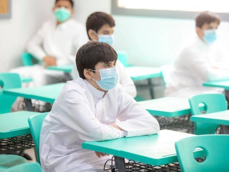 طلاب في فصل دراسي           (مكة)