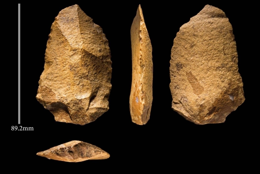 هيئة التراث تعلن اكتشاف دلائل لهجرات بشرية مبكرة من قارة أفريقيا إلى شمال الجزيرة العربية بدأت قبل 400 ألف سنة