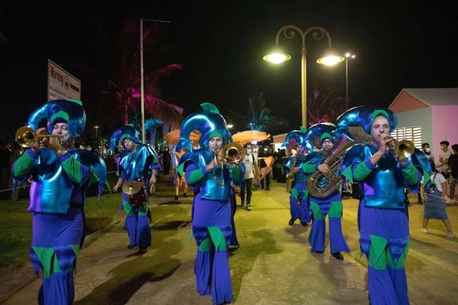 فعالية "شاطئ فلامينجو" تستقبل زوار ينبع بالأنشطة والألعاب والعروض المتنوعة والشيقة