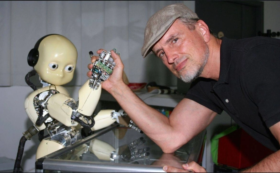 البروفيسور يورغن شميدهوبر، الذي تعين حديثاً كرئيس لمبادرة الذكاء الاصطناعي في كاوست.