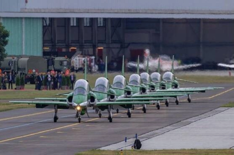 من معرض أثينا الدولي للطيران (وزارة الدفاع)