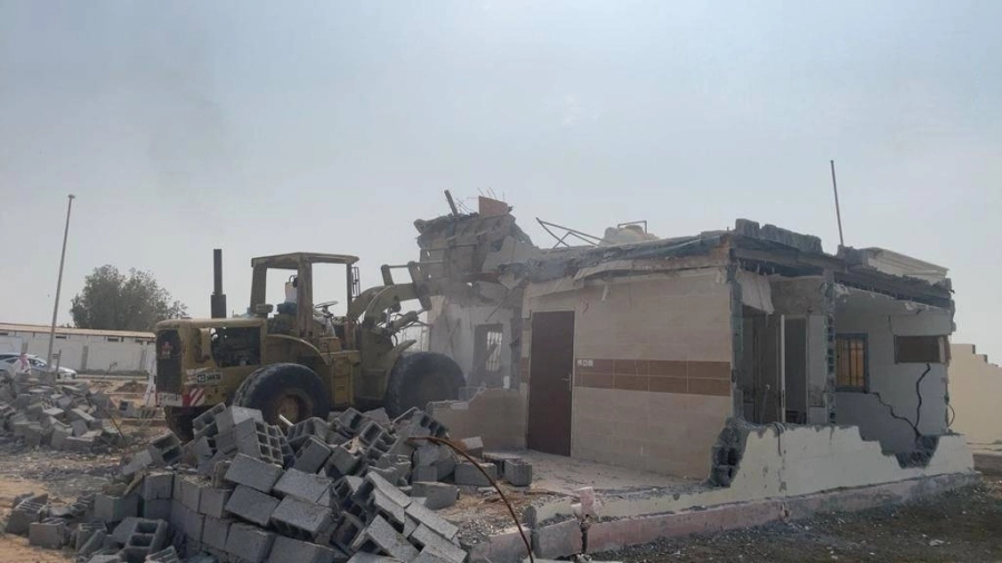 أمانة جدة تزيل مواقع مخالفة بنطاق أبحر الشمالية على مساحة 39 ألف متر مربع