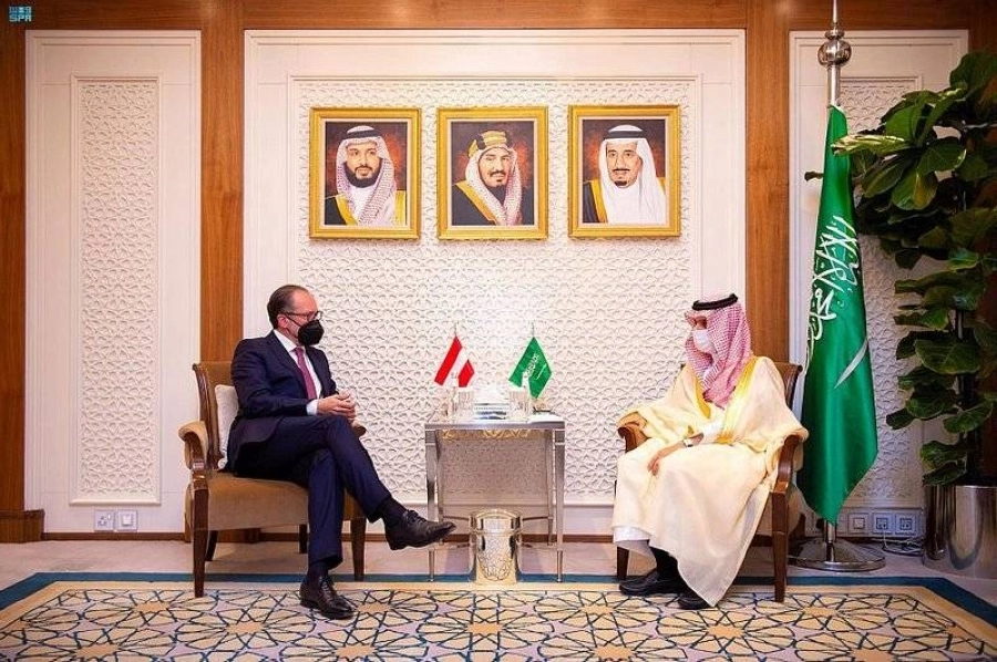 






لقاء وزير الخارجية ونظيره النمساوي                                                                  (واس)